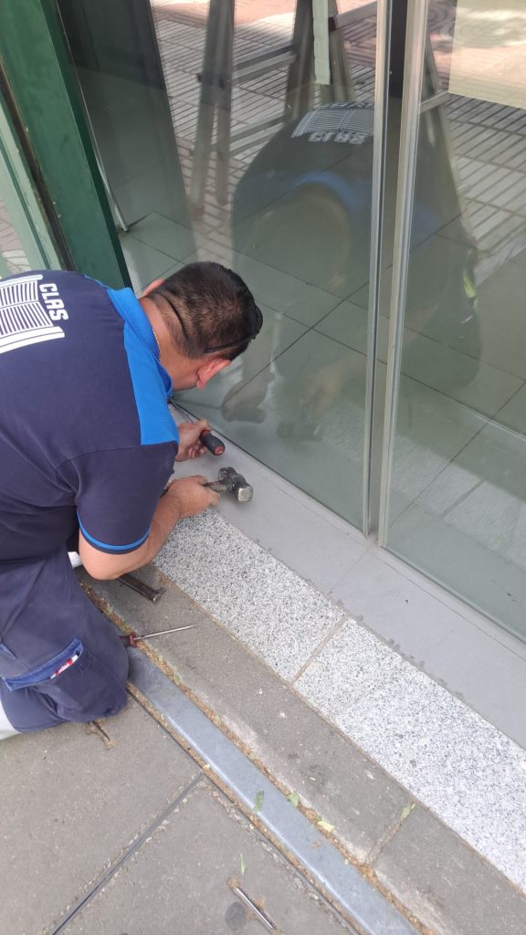 Averías en puertas automáticas Madrid